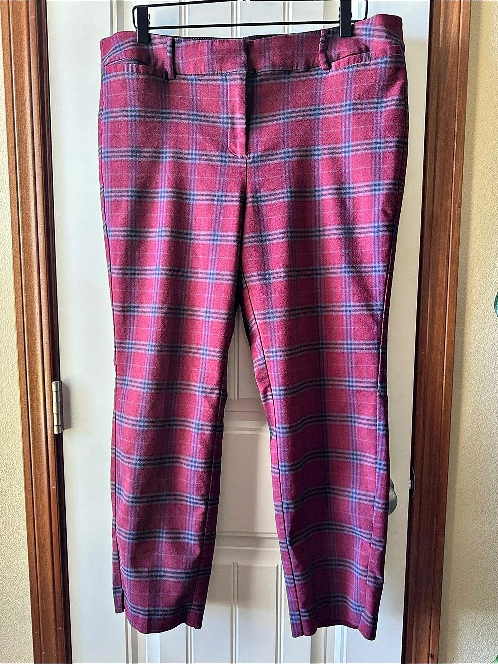 Lane Bryant 4-Season Slim Ankle Pant Plaid Pants Pink & Purple 18